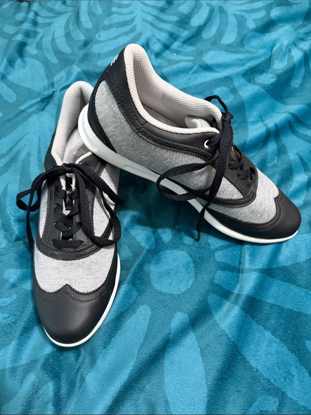 Adidas golf shoes